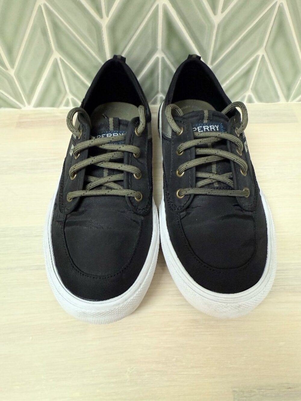 Sperry Kid's SOLETIDE Sneaker size 3 black